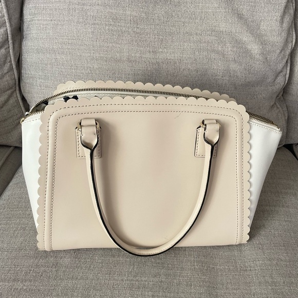 Kate Spade scalloped spring Marguerite Leather Satchel - Picture 3 of 10